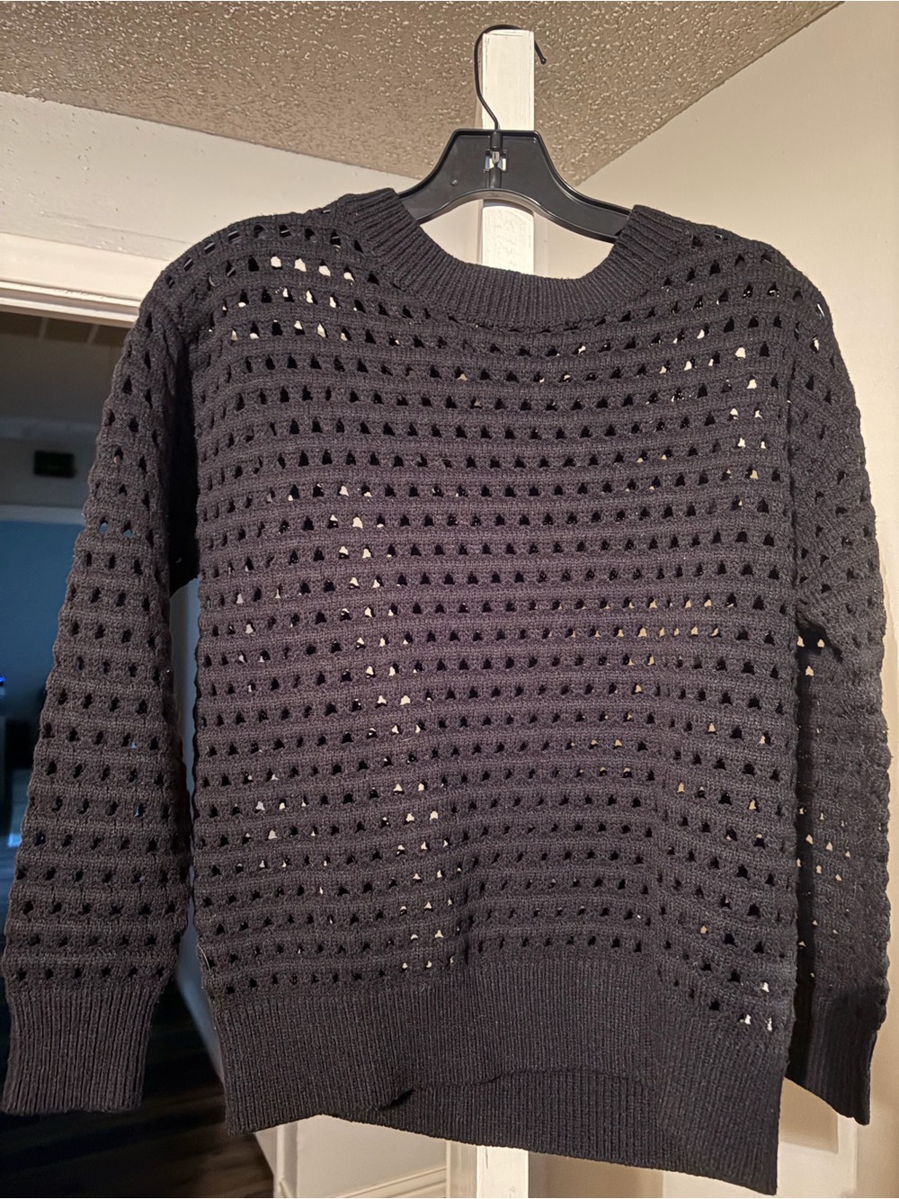 Source Unknown Black Open-Knit Crewneck Sweater